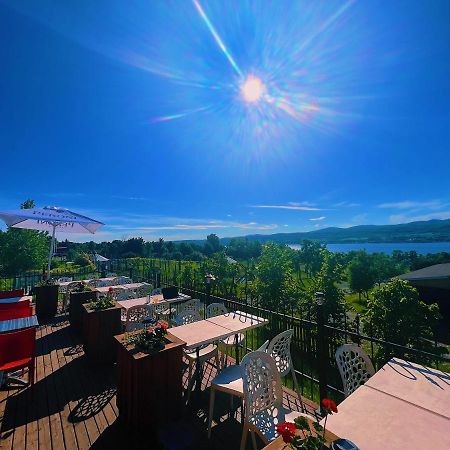 Auberge Au Poste De Traite Sainte-Famille ภายนอก รูปภาพ