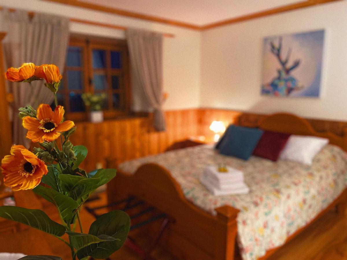 Auberge Au Poste De Traite Sainte-Famille ภายนอก รูปภาพ